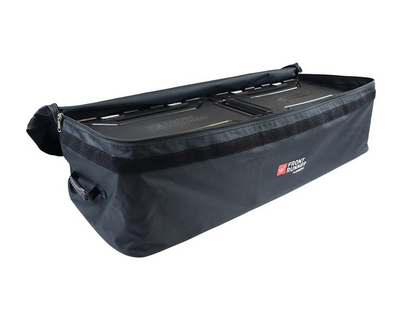 Manufactured from a durable 600d fabric which is dust proof and water resistant.